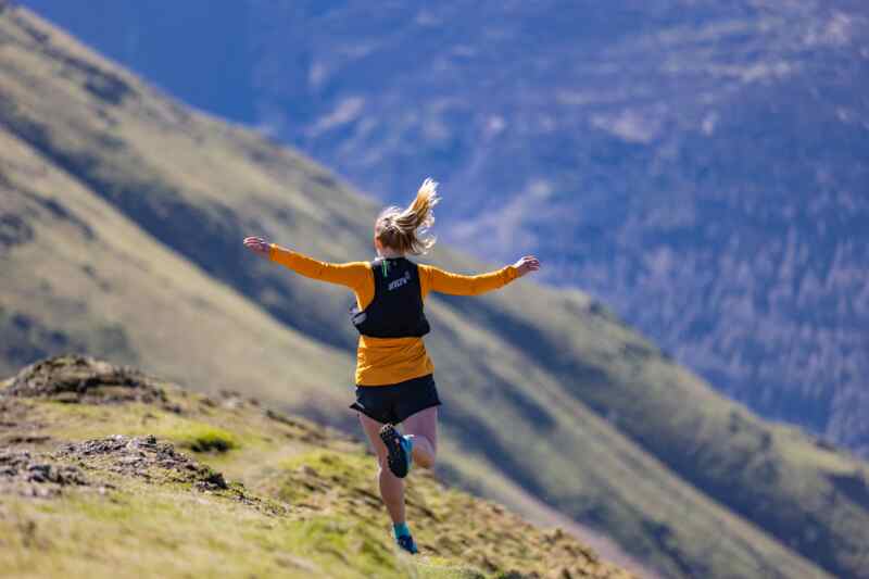 بهترین روش تمرین دویدن در تپه